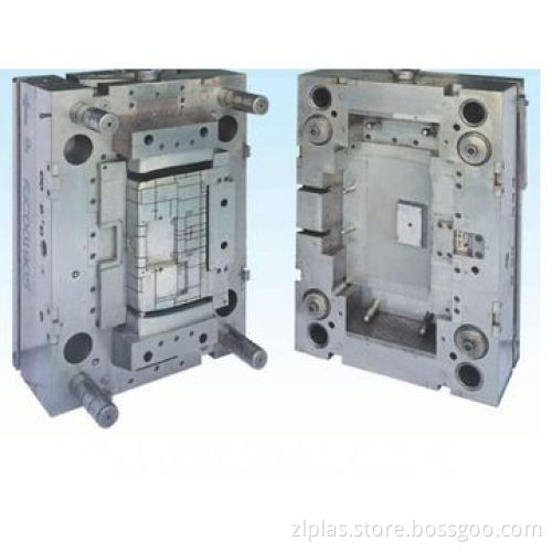 Injection Molds with 3D Connector Plastic